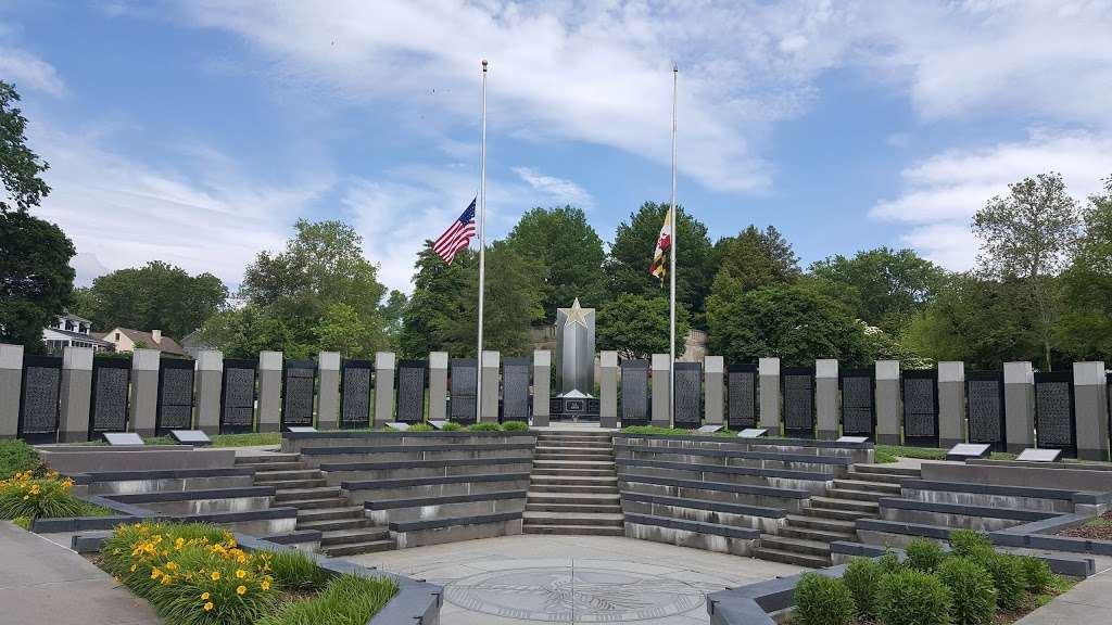 Maryland World War II Memorial | 1920 Governor Ritchie Hwy, Annapolis, MD 21409, USA | Phone: (800) 446-4926