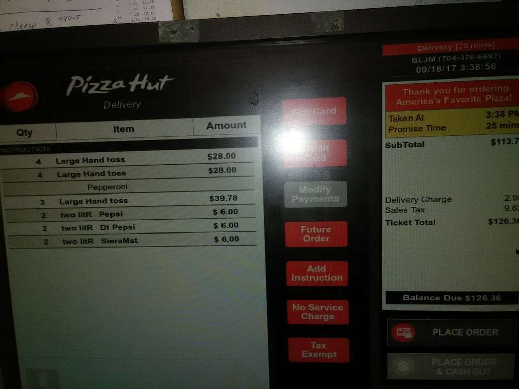 Pizza Hut | 3909 South Blvd, Charlotte, NC 28209, USA | Phone: (704) 522-7000