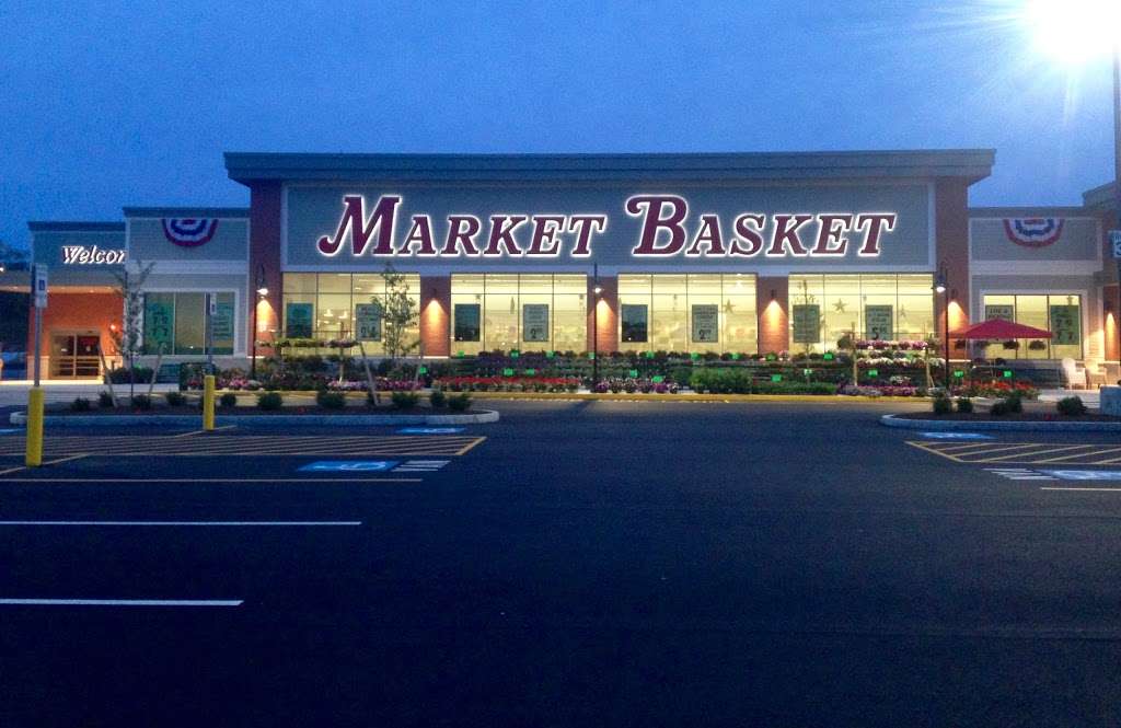 Market Basket | 1 Commerce Way, Plymouth, MA 02360 | Phone: (774) 404-7518