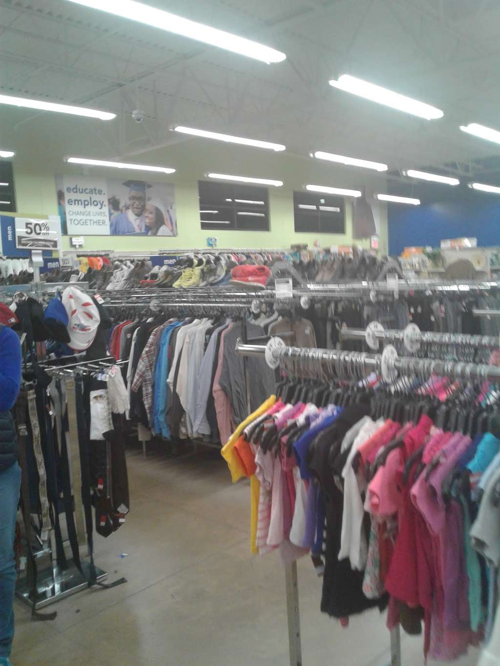 Goodwill Store | 3133 Stones Crossing Rd W, Greenwood, IN 46143, USA | Phone: (317) 999-6727