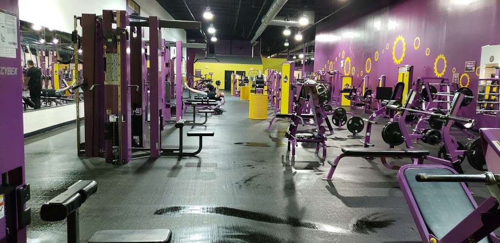 Planet Fitness | 690 County St, Taunton, MA 02780, USA | Phone: (508) 821-3260