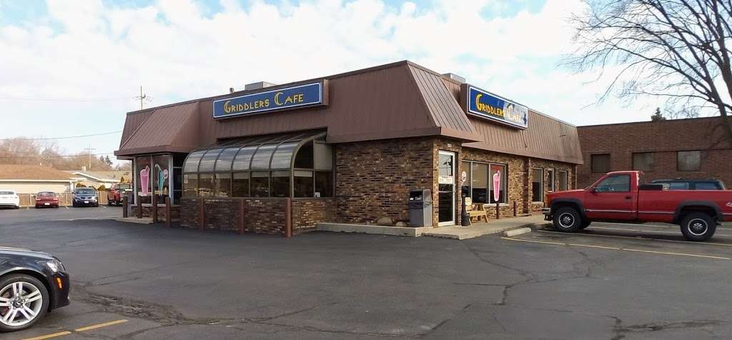 Griddlers Cafe | 4160 W Loomis Rd, Greenfield, WI 53221, USA | Phone: (414) 545-6565