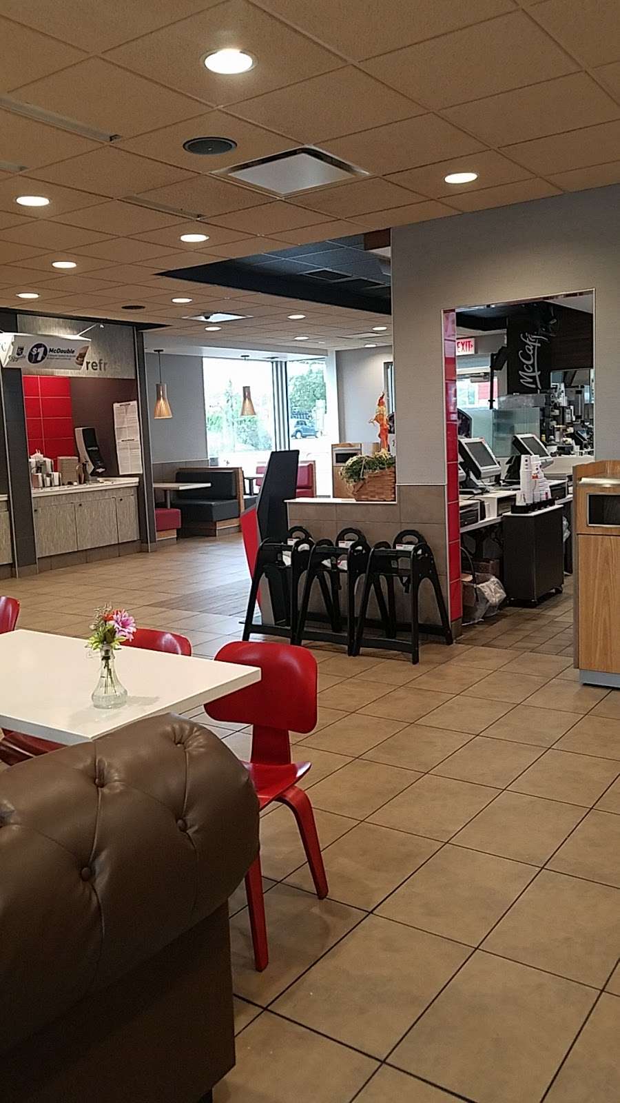 McDonalds | 1515 N NE Woods Chapel Rd, Blue Springs, MO 64015, USA | Phone: (816) 224-0070