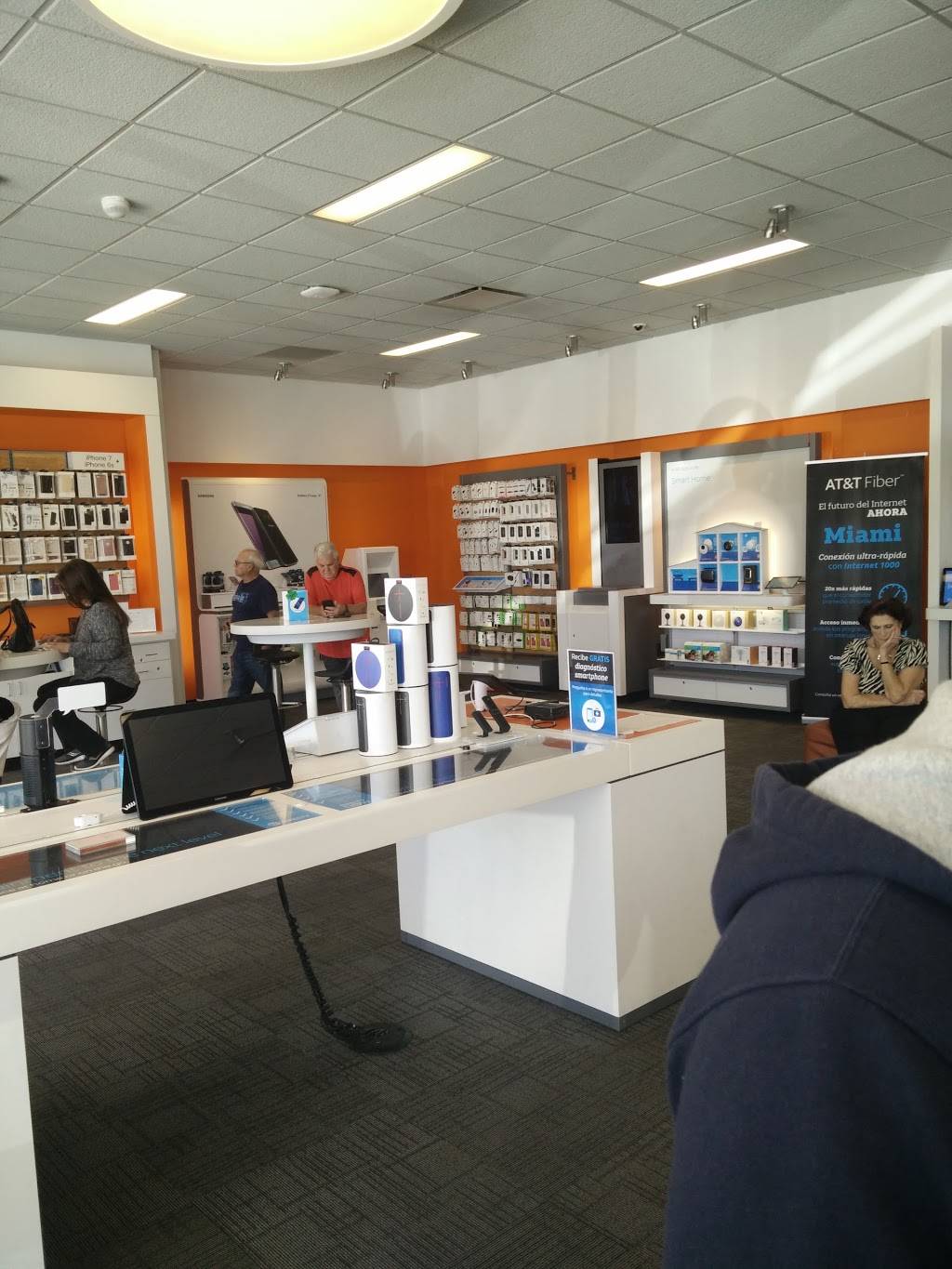 AT&T Store | 7711 SW 40th St, Miami, FL 33155, USA | Phone: (305) 261-7587