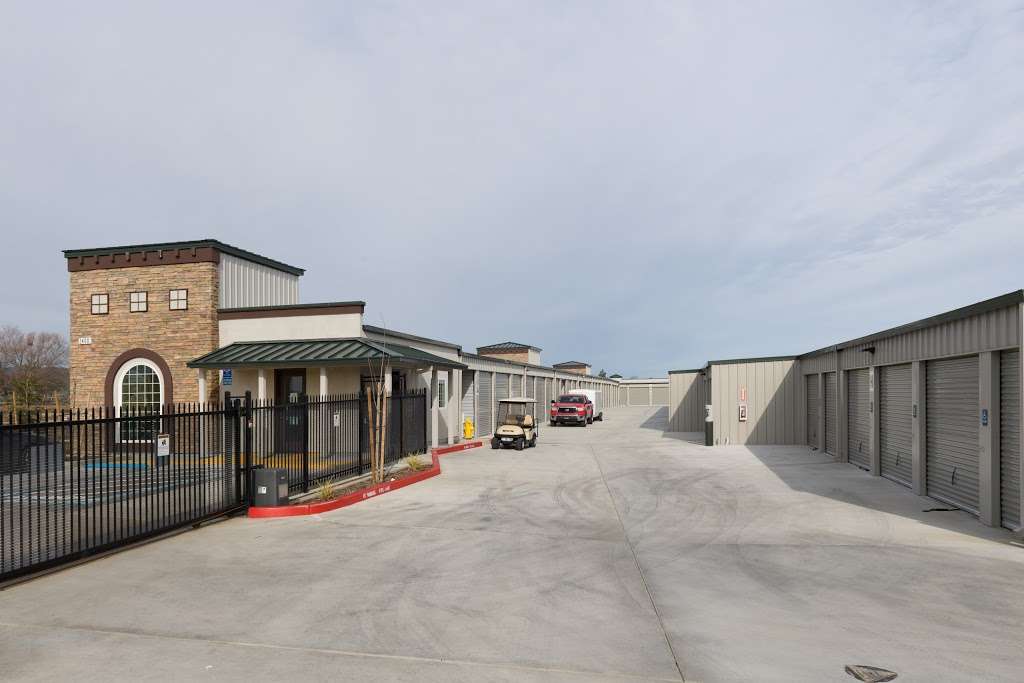 Security Public Storage | 2400 E Monte Vista Ave, Vacaville, CA 95688, USA | Phone: (707) 203-0475