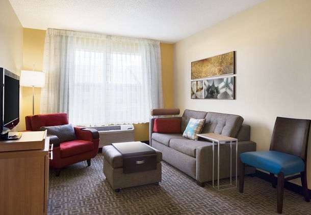 TownePlace Suites by Marriott Chicago Naperville | 1843 W Diehl Rd, Naperville, IL 60563, USA | Phone: (630) 548-0881