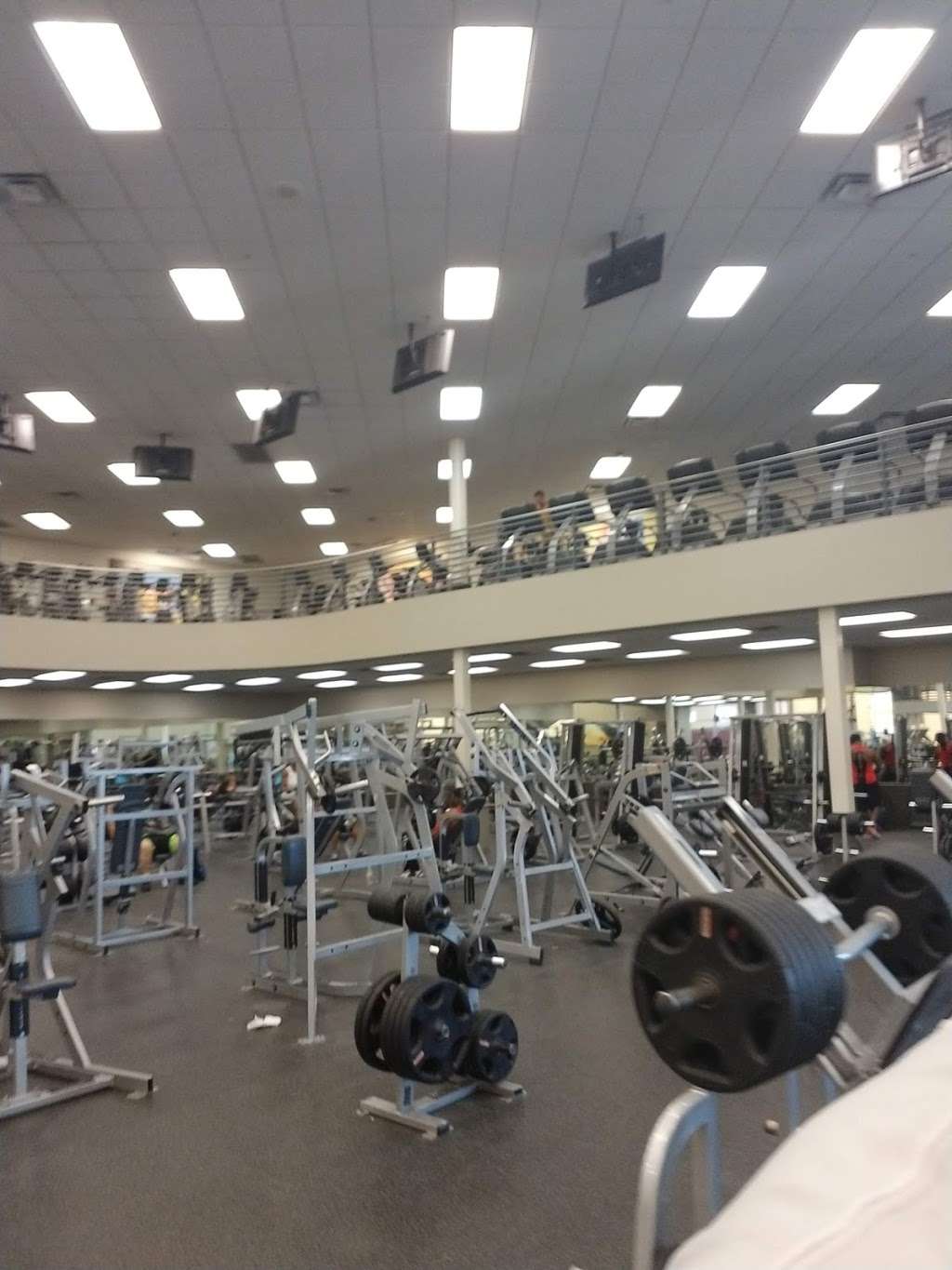 LA Fitness | 114 E Hwy 67, Duncanville, TX 75137, USA | Phone: (972) 499-4889