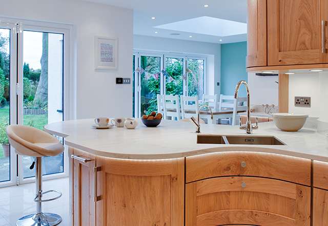 David Haugh Luxury Kitchens | Unit 8, Noblesgate Yard, Bells Yew Green, Tunbridge Wells TN3 9AT, UK | Phone: 01892 750310