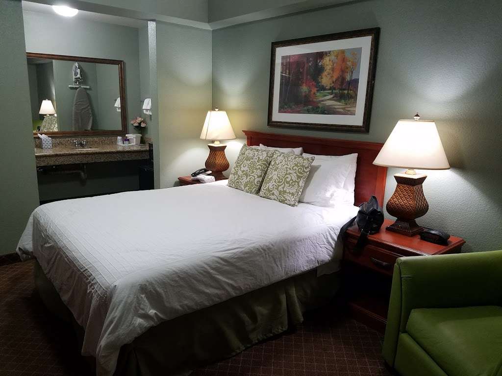 Loma Linda Inn | 24532 University Ave, Loma Linda, CA 92354, USA | Phone: (909) 583-2500