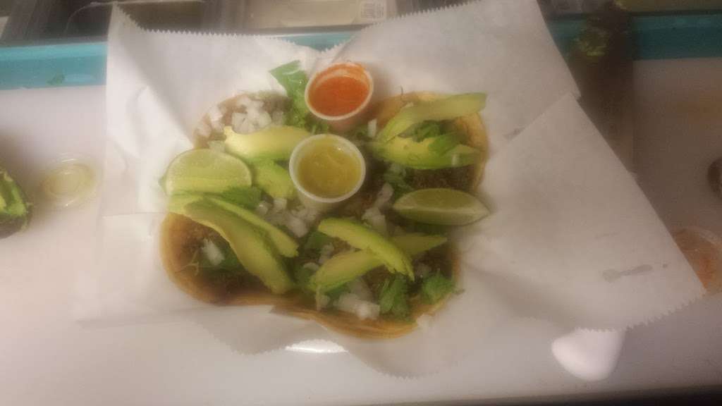 Chonas taqueria | 6003 Gulf Fwy, Houston, TX 77023, USA | Phone: (832) 305-4125