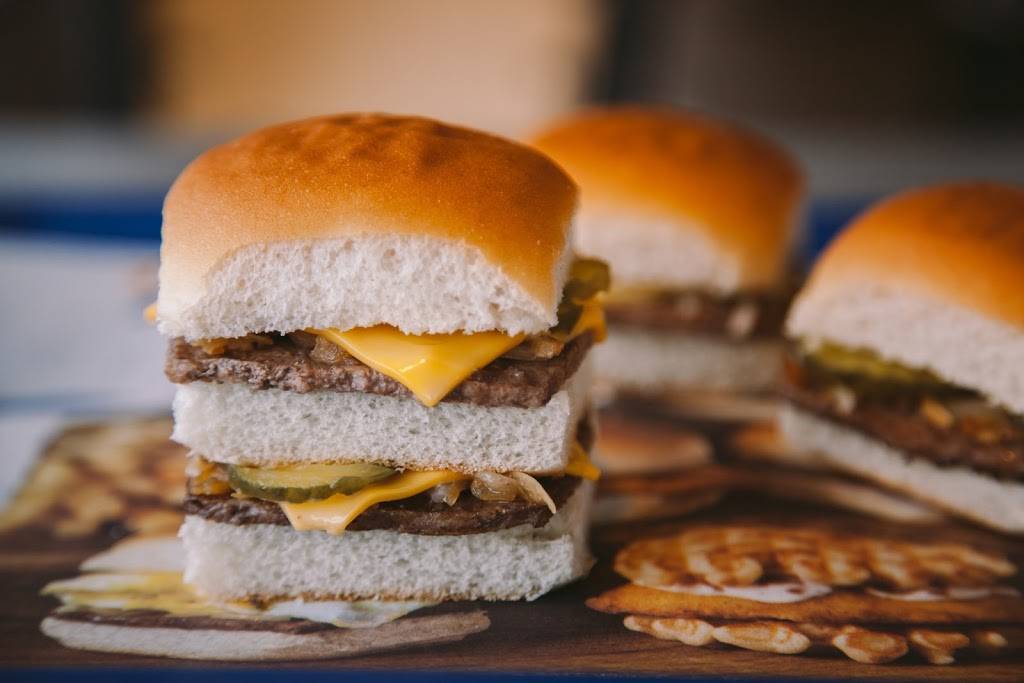 White Castle | 3030 Central Pkwy, Cincinnati, OH 45225, USA | Phone: (513) 861-3222