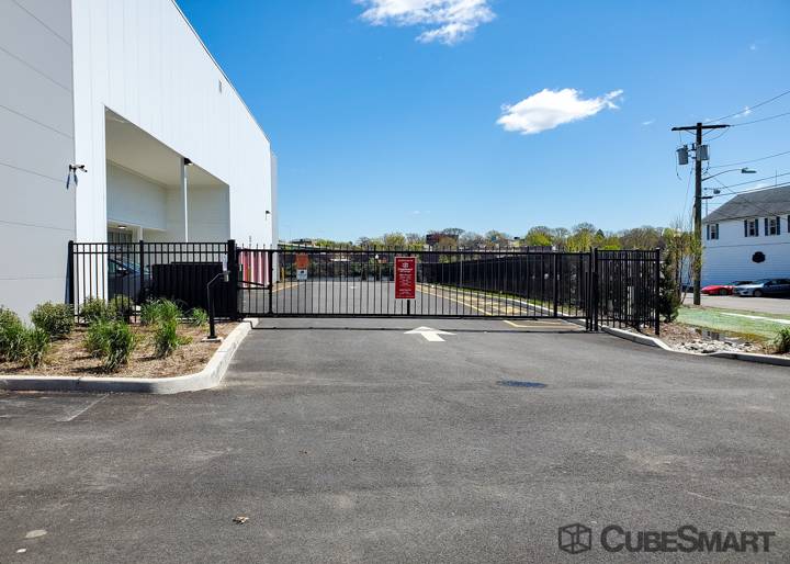 CubeSmart Self Storage | 374 S River St, Hackensack, NJ 07601, USA | Phone: (201) 957-0877