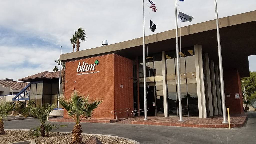 Blüm | Desert Inn Dispensary - Las Vegas | 1130 E Desert Inn Rd, Las Vegas, NV 89109, USA | Phone: (702) 536-2586