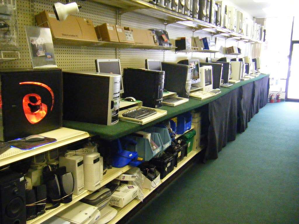 Second Source Computer Center | 1241 West Chester Pike, West Chester, PA 19382 | Phone: (610) 692-9200