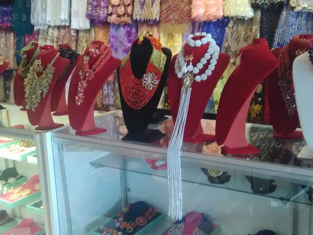 African World Lace | 12439 Bissonnet St, Houston, TX 77099, USA | Phone: (281) 564-7277