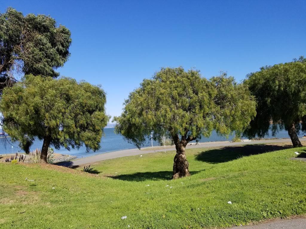 India Basin Shoreline Park | Hunters Point Blvd & Hawes St, San Francisco, CA 94124, USA | Phone: (415) 819-6138