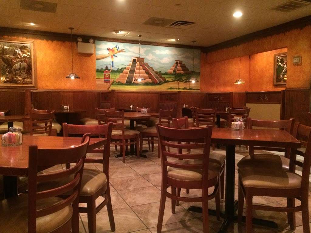 Montezuma Mexican Restaurant | 1495 Lincoln Hwy # 103, Chambersburg, PA 17202, USA | Phone: (717) 263-6600