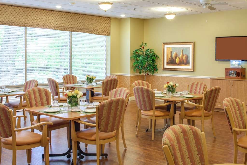 Edgehill Nursing and Rehabilitation Center | 146 Edge Hill Rd, Glenside, PA 19038, USA | Phone: (215) 886-1043