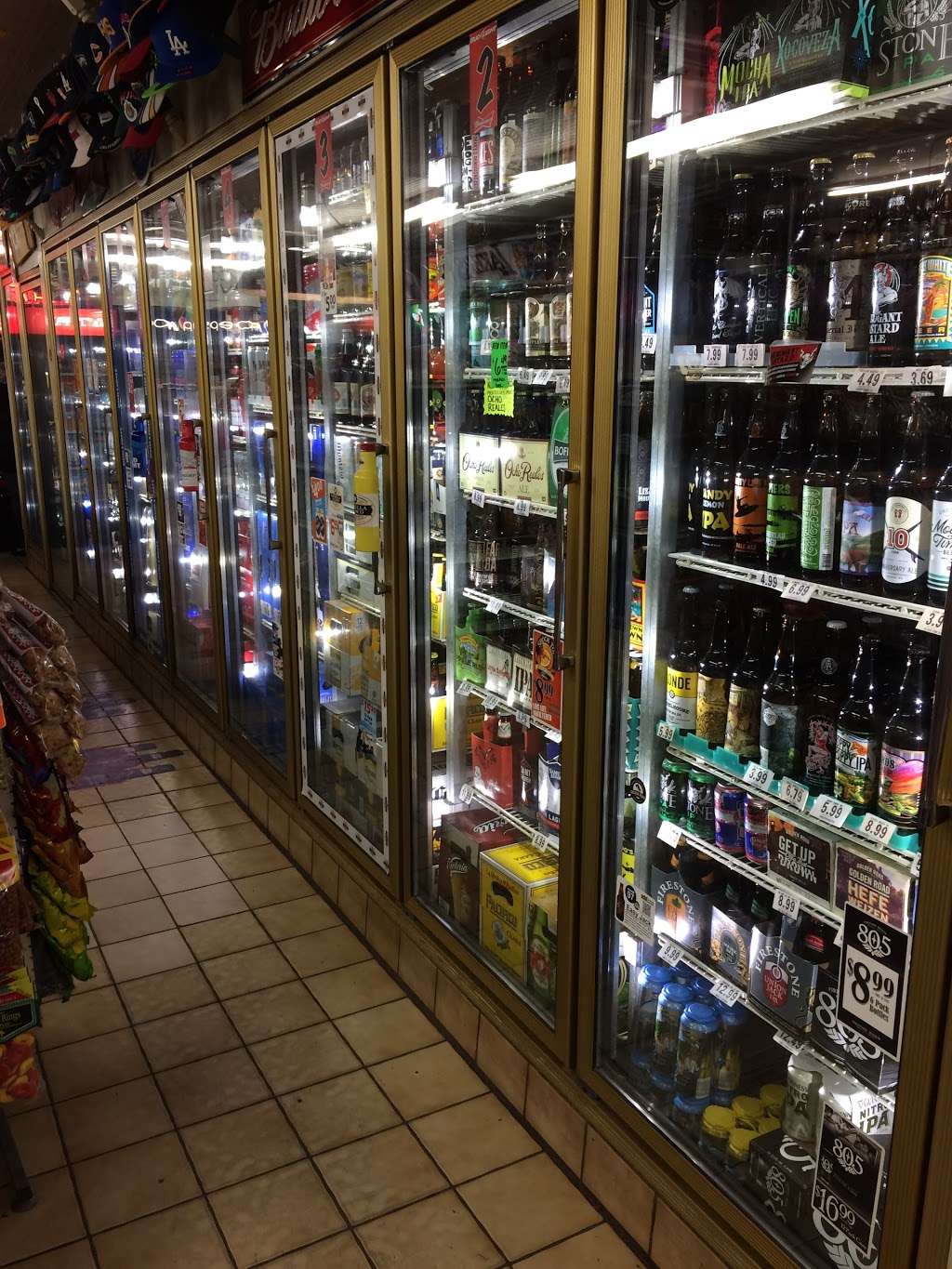 Old Town Liquor | 411 E High St, Moorpark, CA 93021, USA | Phone: (805) 529-0366