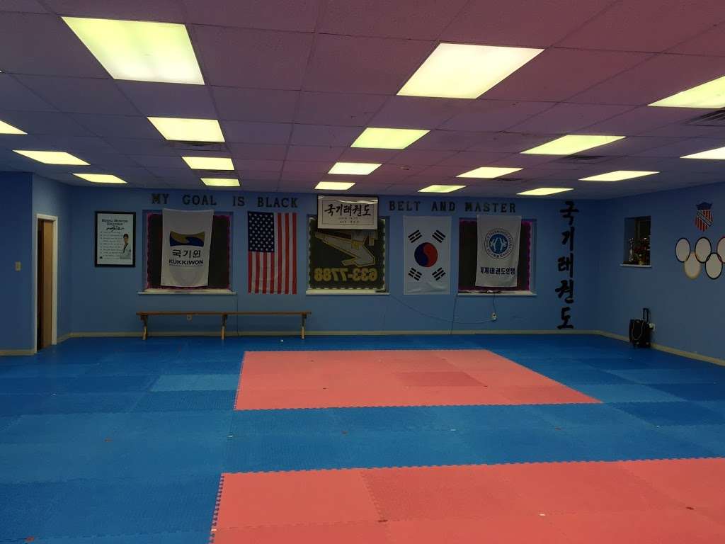 MASTER CHOIS SUMMIT MARTIAL ARTS | 580 Valley Rd, Wayne, NJ 07470, USA | Phone: (973) 633-7788