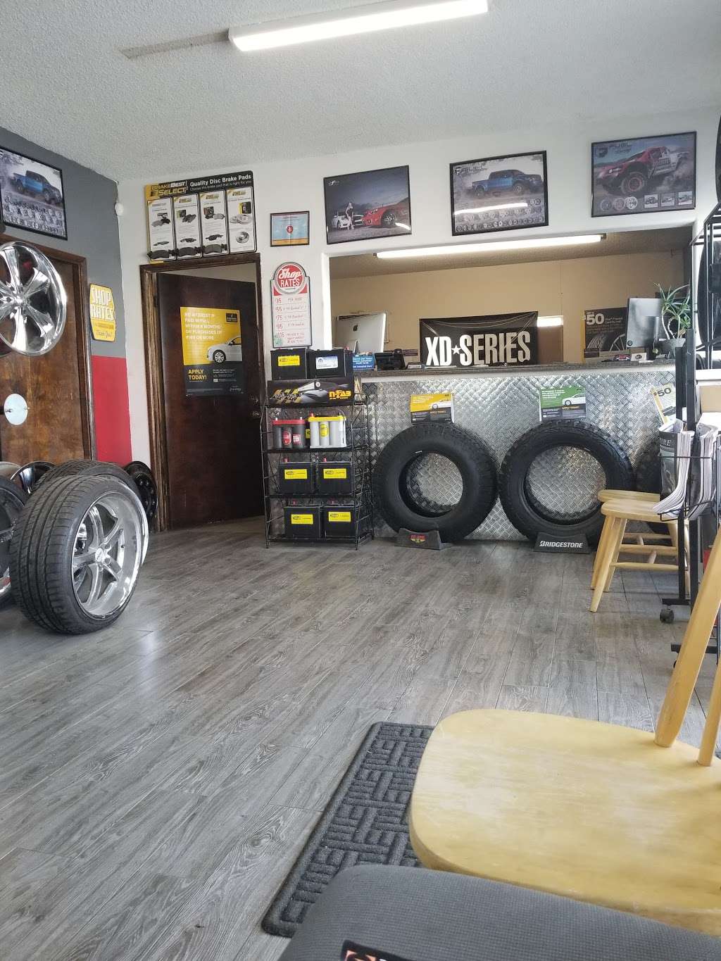 South Valley Tires | 2703 Taft Hwy, Bakersfield, CA 93313, USA | Phone: (661) 832-1730