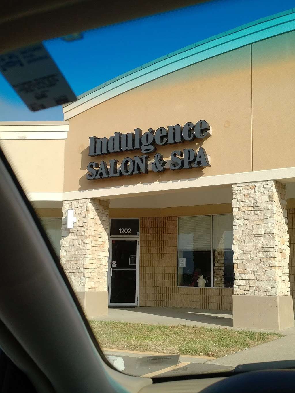 Indulgence Salon & Day Spa | 1202 NW Woods Chapel Rd, Blue Springs, MO 64015, USA | Phone: (816) 229-8500