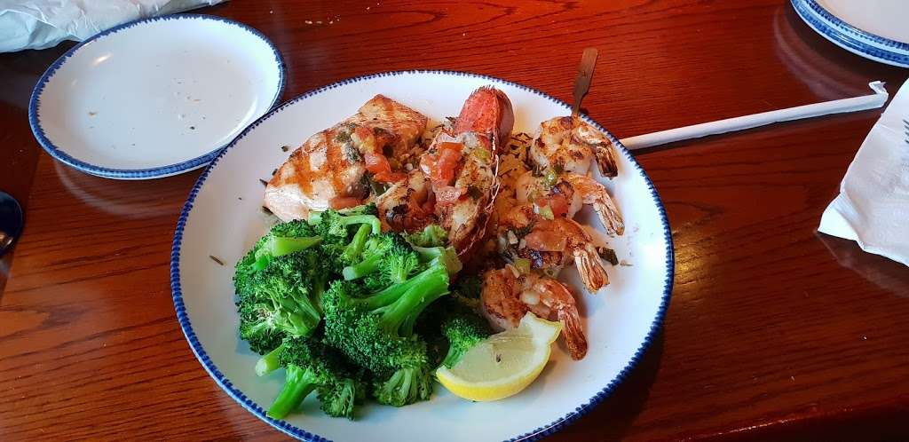 Red Lobster | 7000 Hadley Rd, South Plainfield, NJ 07080, USA | Phone: (908) 561-6015