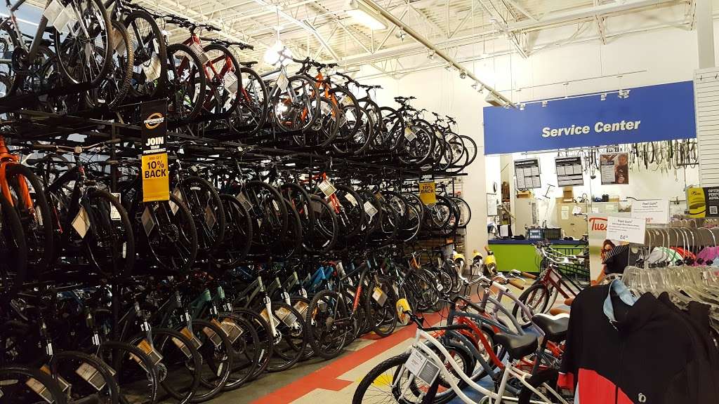 Performance Bicycle | 6721 Frontier Dr, Commons, Springfield, VA 22150, USA | Phone: (703) 924-5100