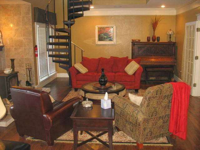 Orchard Hill Bed & Breakfast | 15684 Fishing River Rd, Lawson, MO 64062