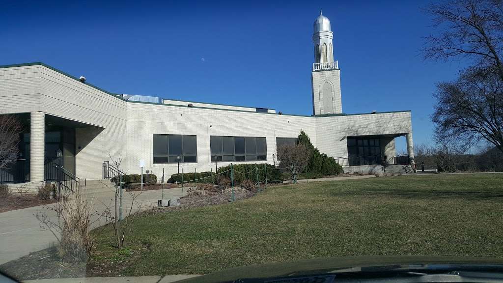 Bait-ul-Jaamay Mosque | 2S510 IL-53, Glen Ellyn, IL 60137, USA | Phone: (630) 790-4100