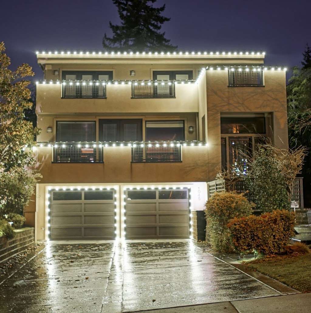 Christmas Lights Installation Mead, CO | 2860 Airport Dr, Erie, CO 80516 | Phone: (720) 573-2333