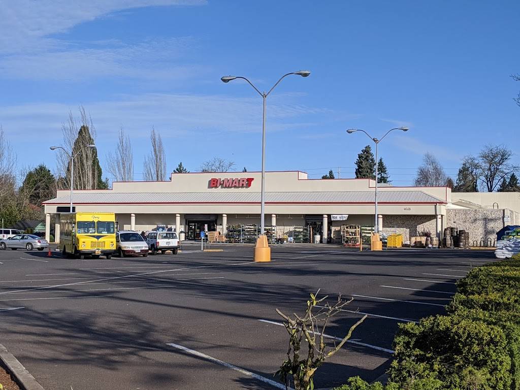 Bi-Mart Membership Discount Stores | 4315 SE Woodstock Blvd, Portland, OR 97206, USA | Phone: (503) 771-1001