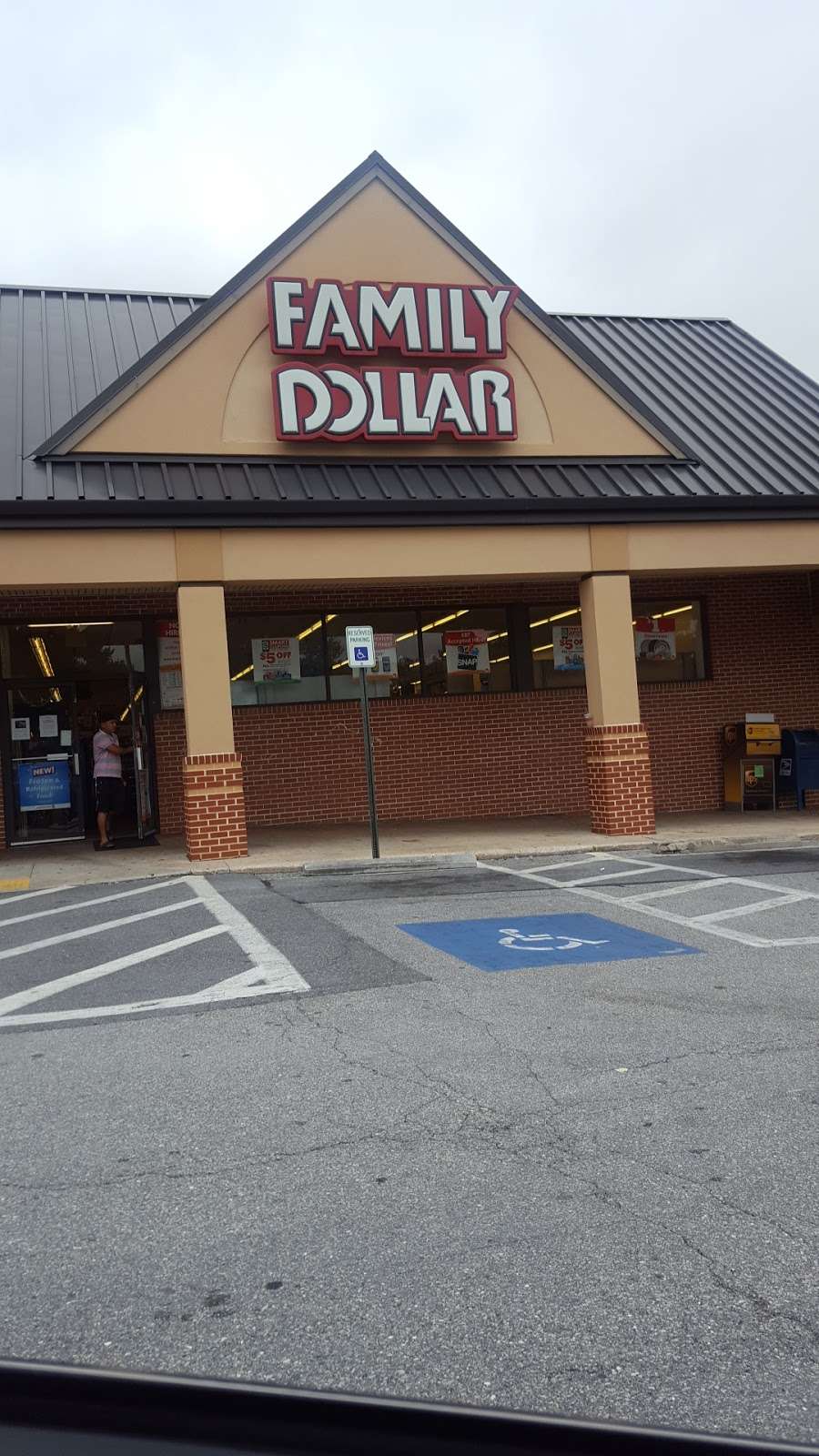 Family Dollar | 11b Chartley Dr, Reisterstown, MD 21136, USA | Phone: (410) 517-1440