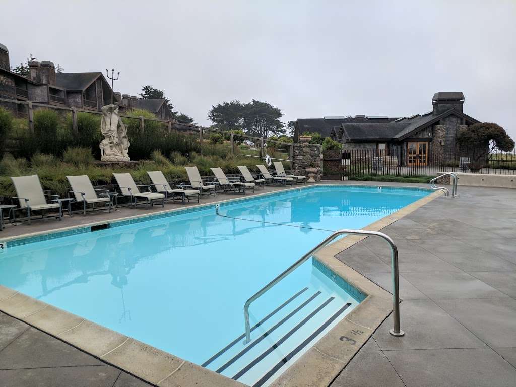 Bodega Bay Lodge | 103 Coast, CA-1, Bodega Bay, CA 94923, USA | Phone: (707) 875-3525