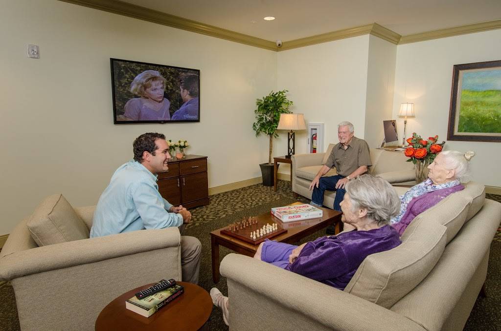 Angels Senior Living at South Tampa | 3330 S MacDill Ave, Tampa, FL 33629, USA | Phone: (813) 835-5700