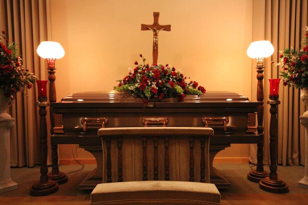 Calumet Park Funeral Chapel | 7535 Taft St, Merrillville, IN 46410, USA | Phone: (219) 736-5840