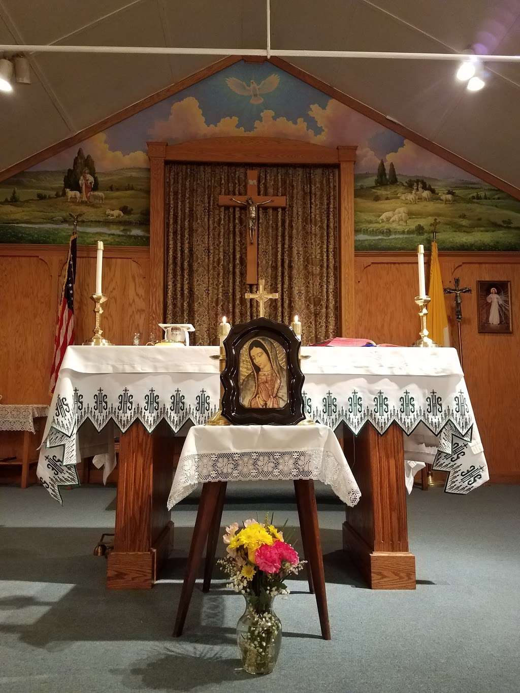 Our Lady of the Lake Chapel | 433 S Plank Rd, Newburgh, NY 12550, USA | Phone: (845) 561-0885