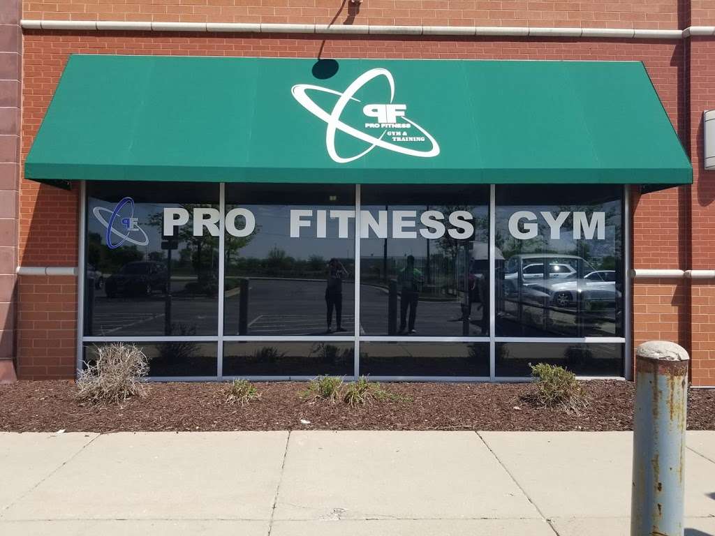 Pro Fitness Gym & Training | 1942 Gateway Center Dr, Belvidere, IL 61008, USA | Phone: (815) 547-0179