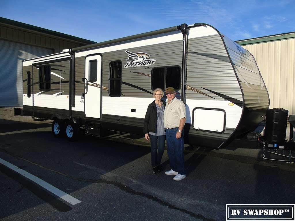 RV Swapshop | 14400 US-441, Summerfield, FL 34491, USA | Phone: (352) 347-6157