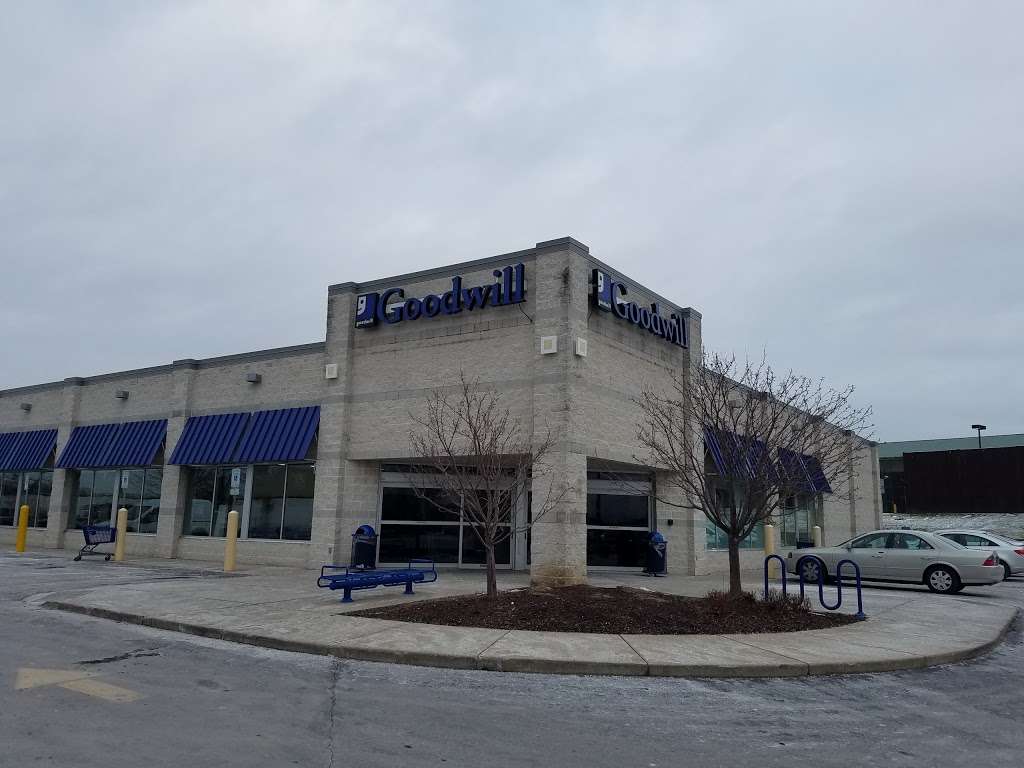 Goodwill Store & Donation Center | 3131 S Oakes Rd, Mt Pleasant, WI 53177, USA | Phone: (262) 554-8522