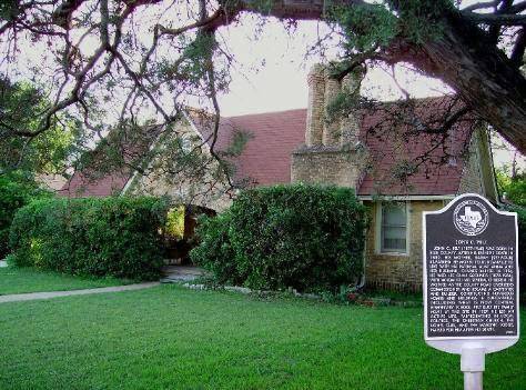 Allas Historical Bed and Breakfast, Spa and Cabana | 415 Hustead St, Duncanville, TX 75116, USA | Phone: (972) 697-6067
