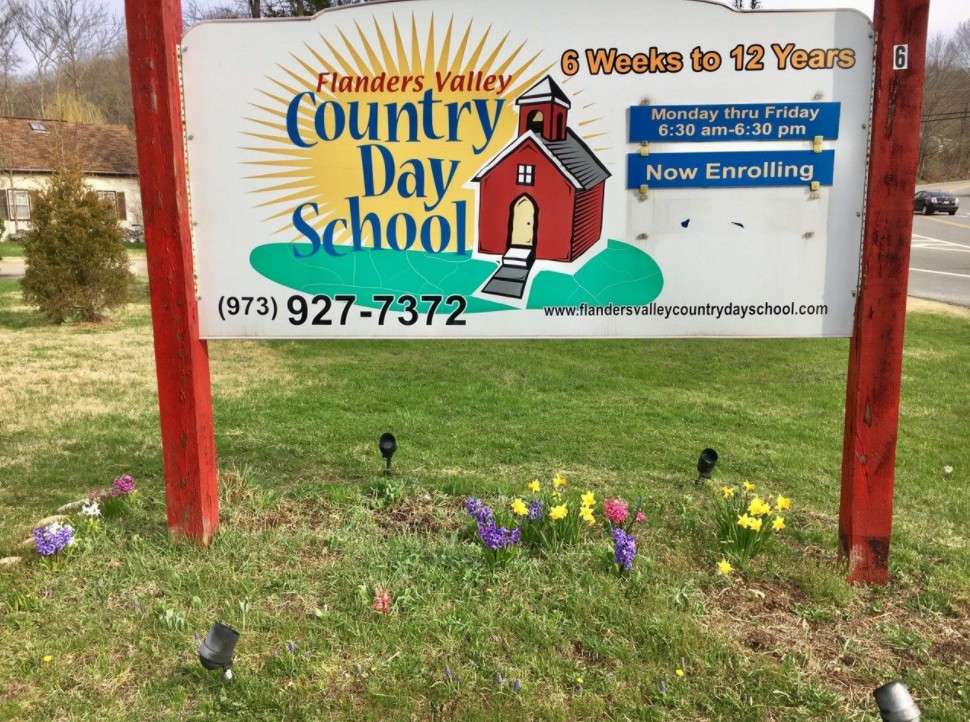 Flanders Valley Country Day School | 6 Bartley-Chester Rd, Flanders, NJ 07836, USA | Phone: (973) 927-7372