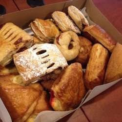 Los Almendros Bakery | 6604 San Fernando Rd, Glendale, CA 91201, USA | Phone: (818) 244-0764