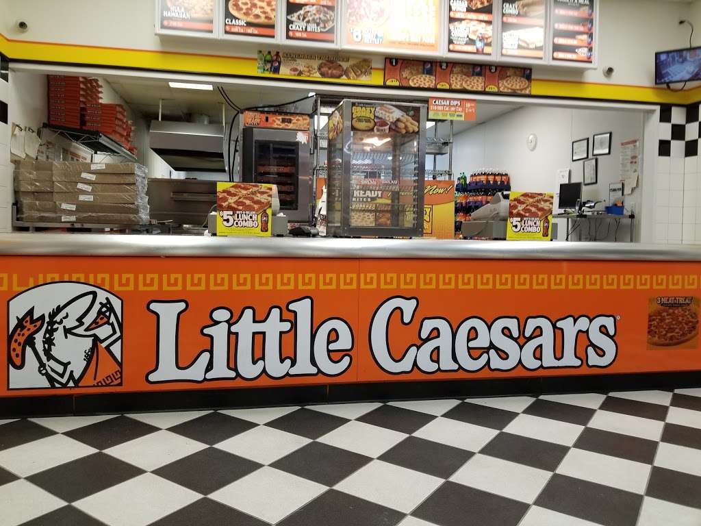 Little Caesars Pizza | 1050 N Carrier Pkwy, Grand Prairie, TX 75050, USA | Phone: (972) 504-9300