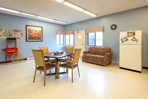 The Willows Health & Rehab Center | 1500 E 191st St, Euclid, OH 44117, USA | Phone: (216) 486-8880