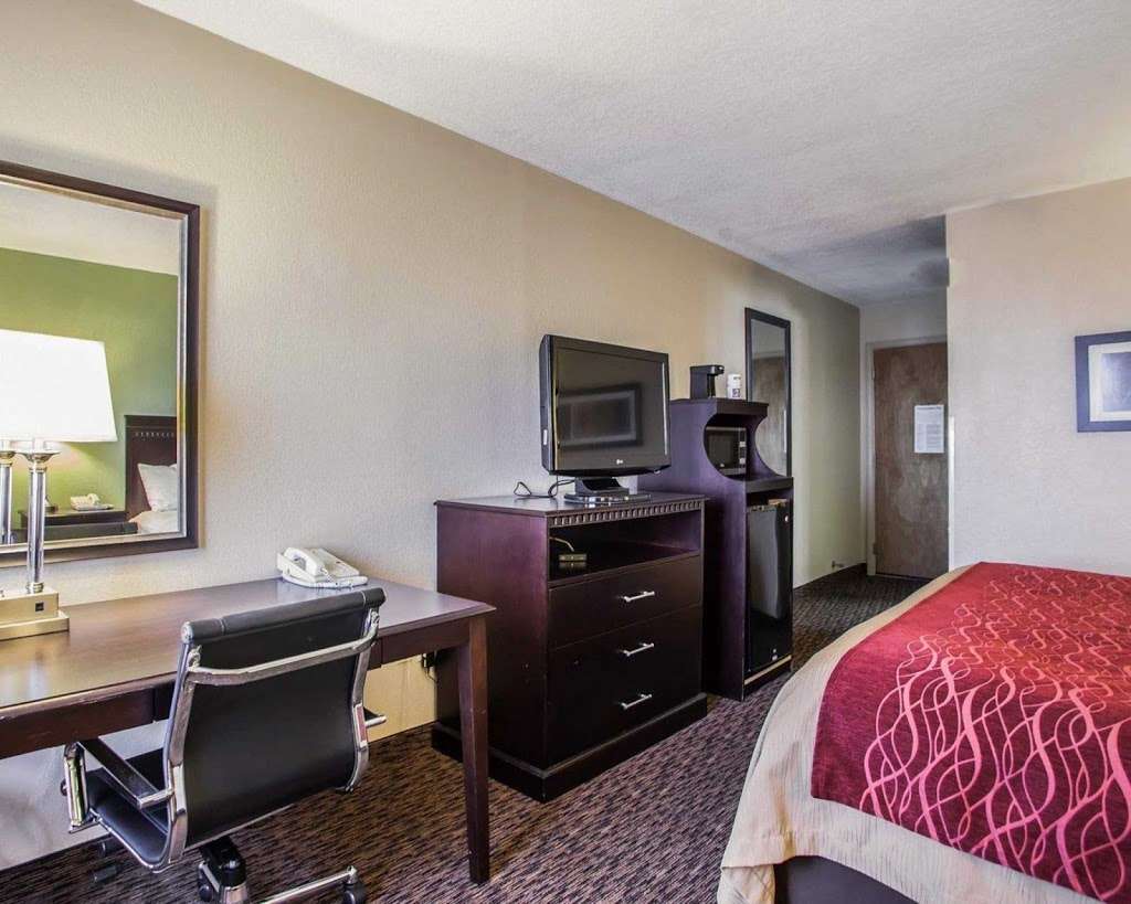 Quality Inn Belton - Kansas City South | 17205 US-71, Belton, MO 64012, USA | Phone: (816) 322-8700