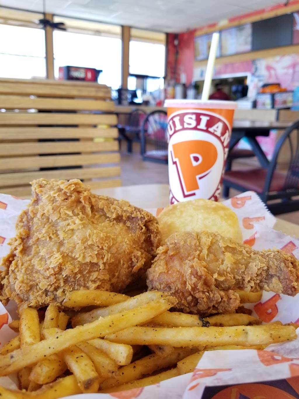 Popeyes Louisiana Kitchen | 5138 Laurel Canyon Blvd, North Hollywood, CA 91607 | Phone: (818) 760-9713