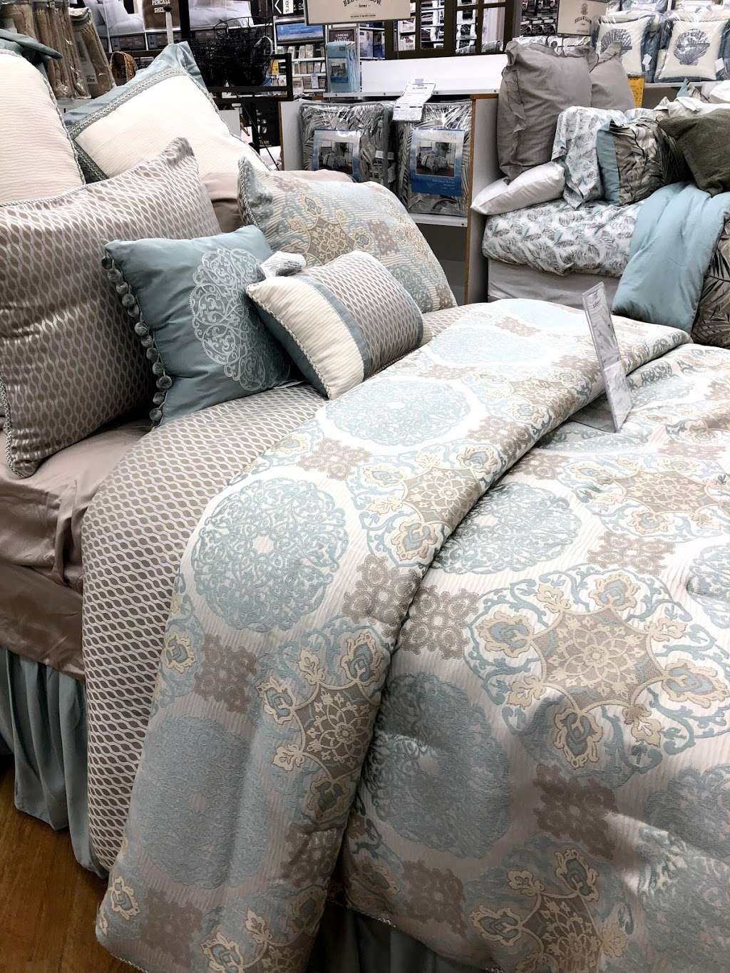 Bed Bath & Beyond | 546 North Highway 441, Lady Lake, FL 32159, USA | Phone: (352) 391-5647