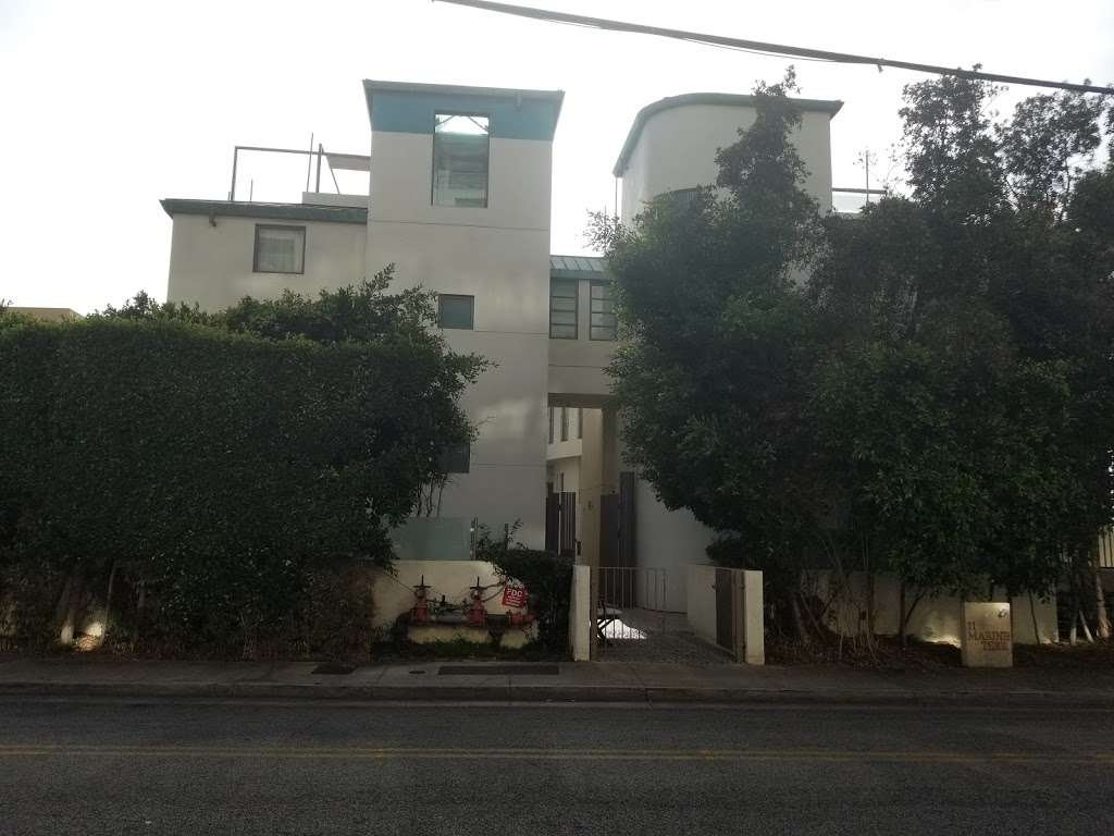 Blu Santa Monica | 11 Marine Terrace, Santa Monica, CA 90401, USA | Phone: (310) 394-7085