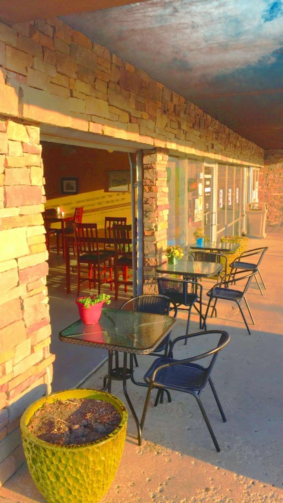 Two Brothers Bistro | 501 S Sterling Ave, Sugar Creek, MO 64054, USA
